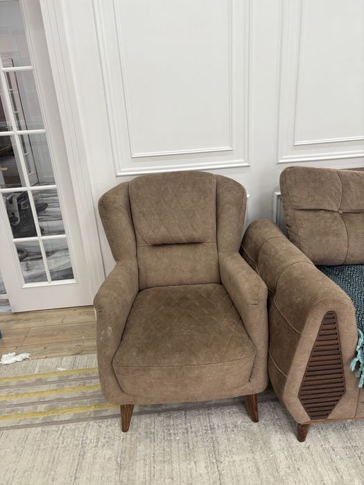 Диван и 2 кресло