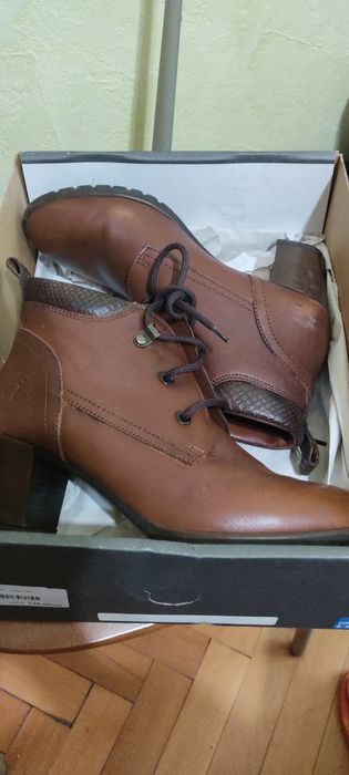 Дамски боти Agora, Punto