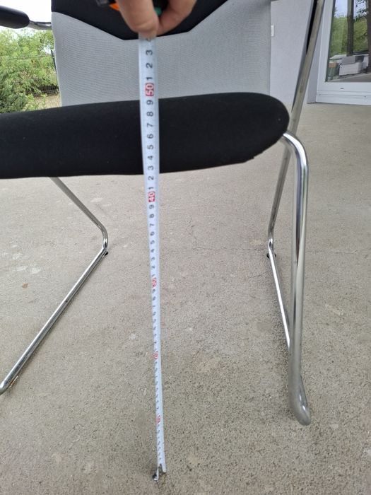 Vand scaune (13 bucati)