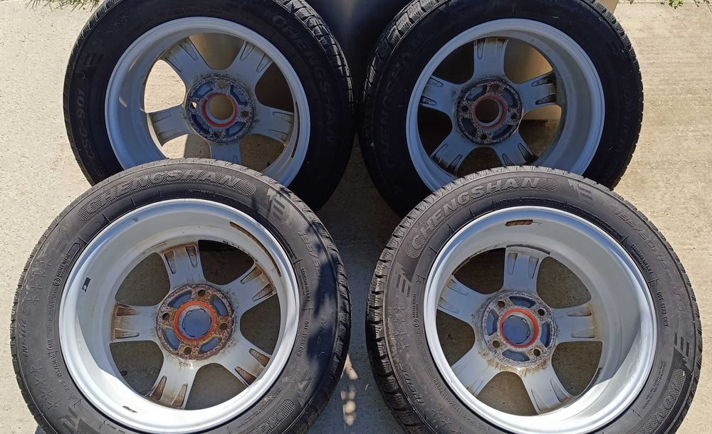 SET jante + anvelope IARNĂ  195/60 R15