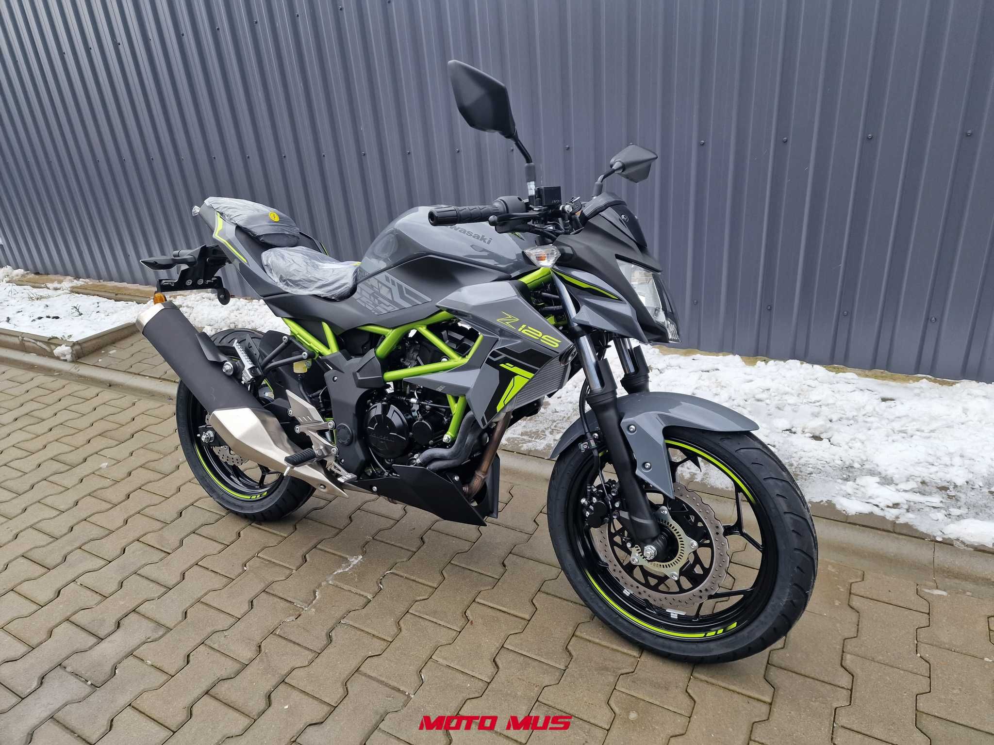 Kawasaki Z125 ABS permis A1 my2023 | 0 km | motomus.ro