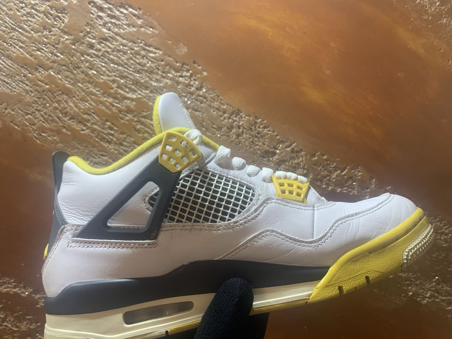 Vand jordan 4 originali full box si factura