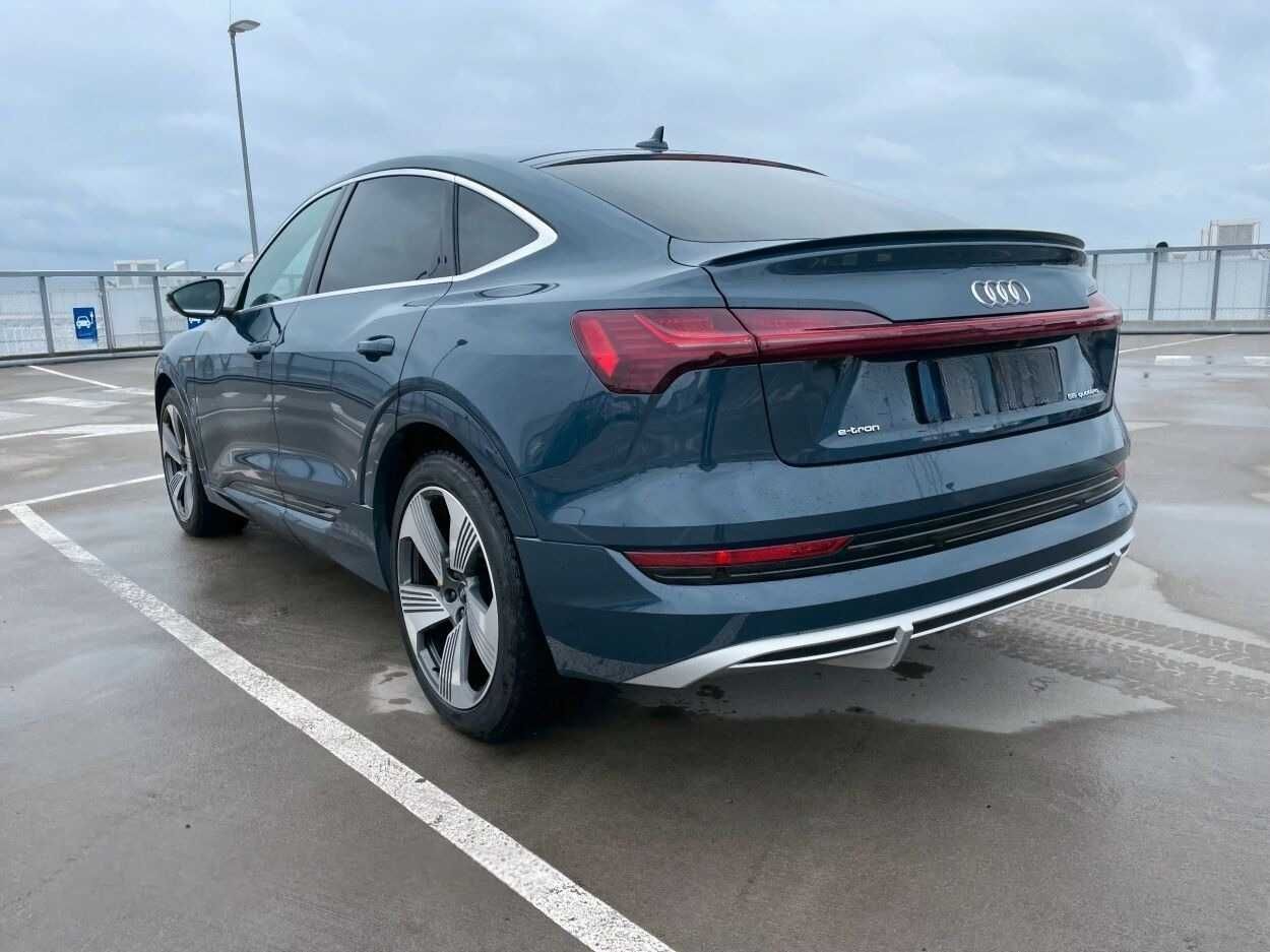 Audi e-tron Sportback 55 S-line Quattro 300кВ