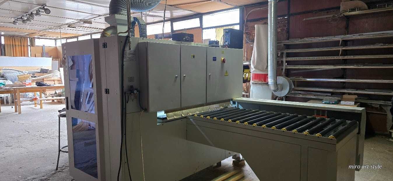CNC пробивна машина с 4,5 kW фрезови рутер DM 2000 CNC