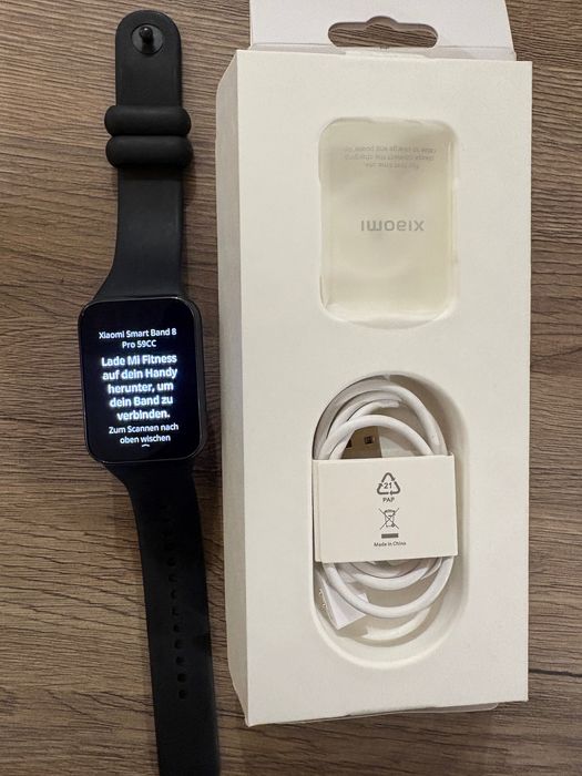 Смарт гривна Xiaomi Smart Band 8 Pro