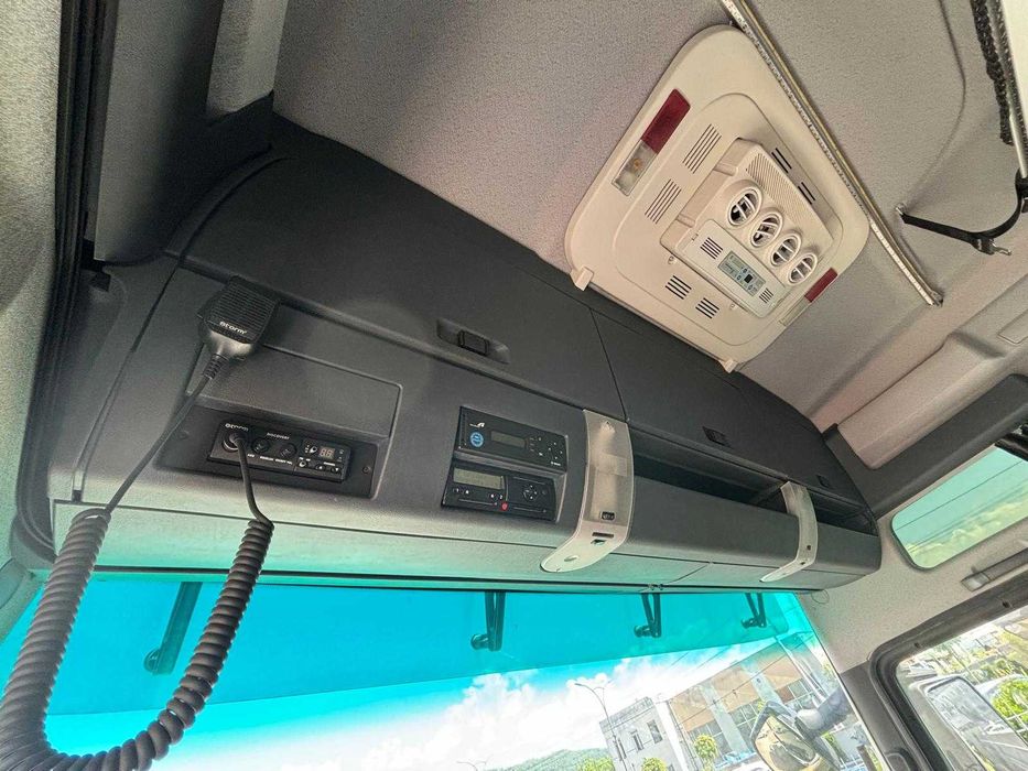 Tandem  camion MAN TGX 26.440 +remorcă  KRONE+containere