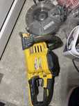 Drujba pe baterie Dewalt DVS690