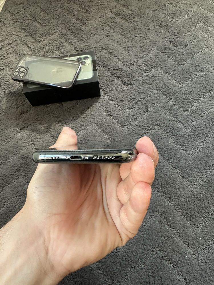 Iphone 11 pro 512 gb 85% батерия