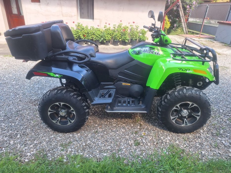 Arctic cat 700 2015