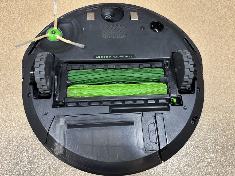Прахосмукачка робот Roomba i3