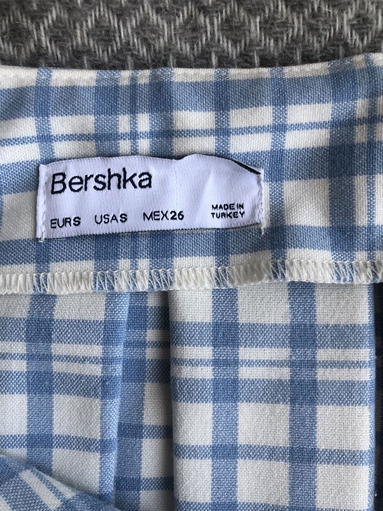 Bershka, Zara-Поли за момиче