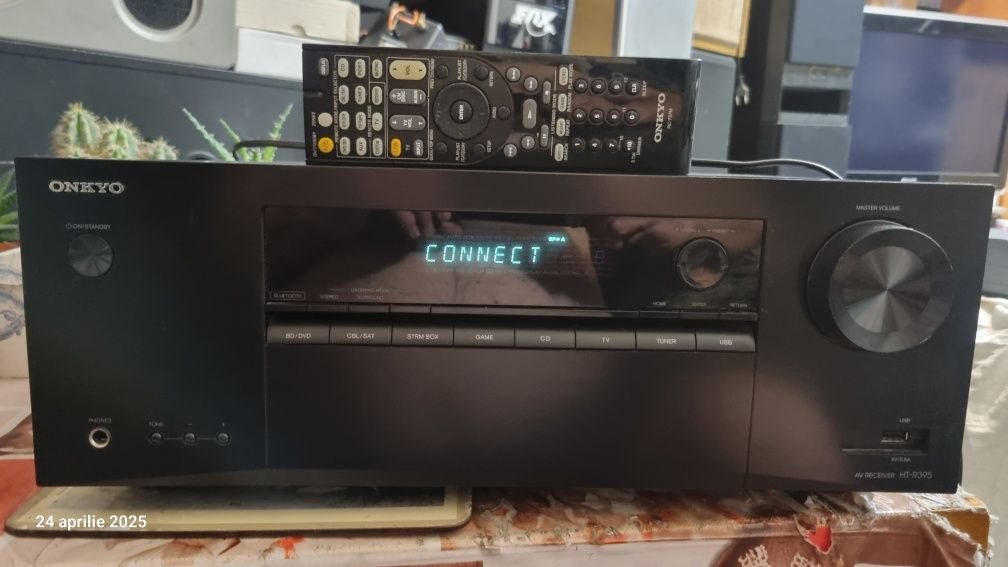 Amplituner bluetooth Onkyo ht-r395