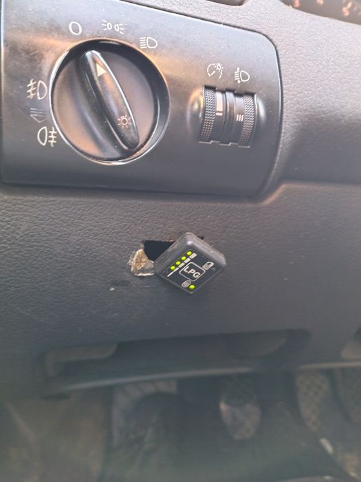 Продавам Ауди А6 C5 1.8Т