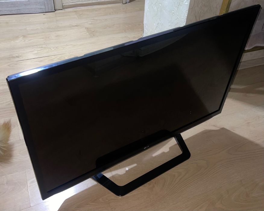 Продам телевизор LG на запчасти по хорошей цене