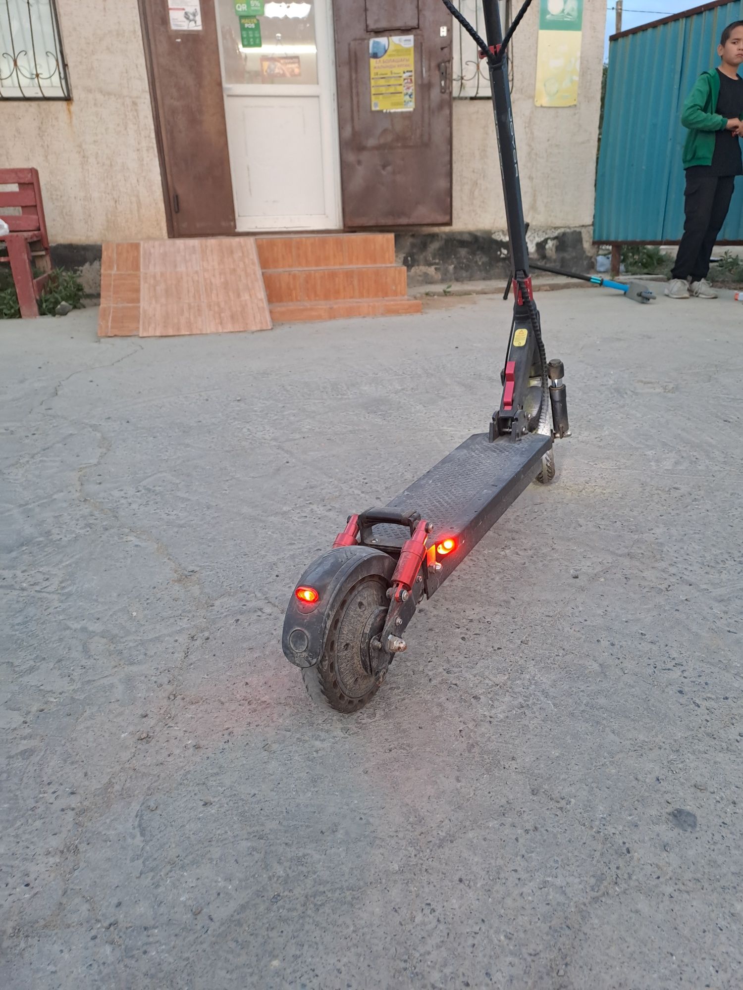 Электросомокат joyor g1