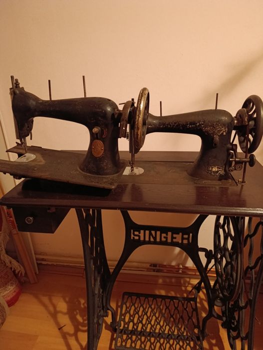 De vânzare mașină de cusut Singer