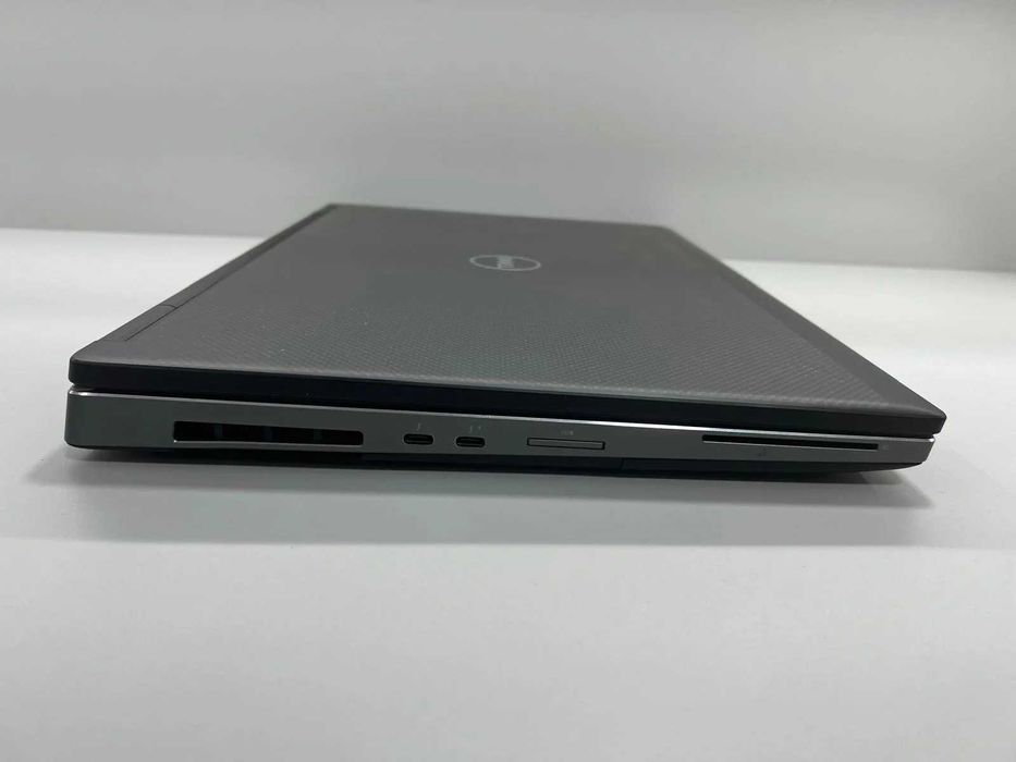 Laptop/Workstation Dell Precision 7730 i7 64GB RAM QUADRO P5200 16gb