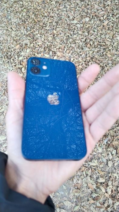 продам iphone 12 mini