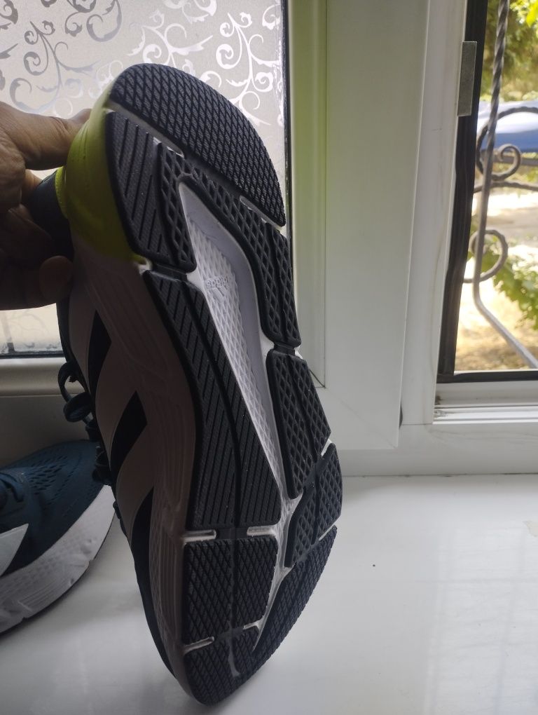 Красовки  Adidas  настоящие  оригинал