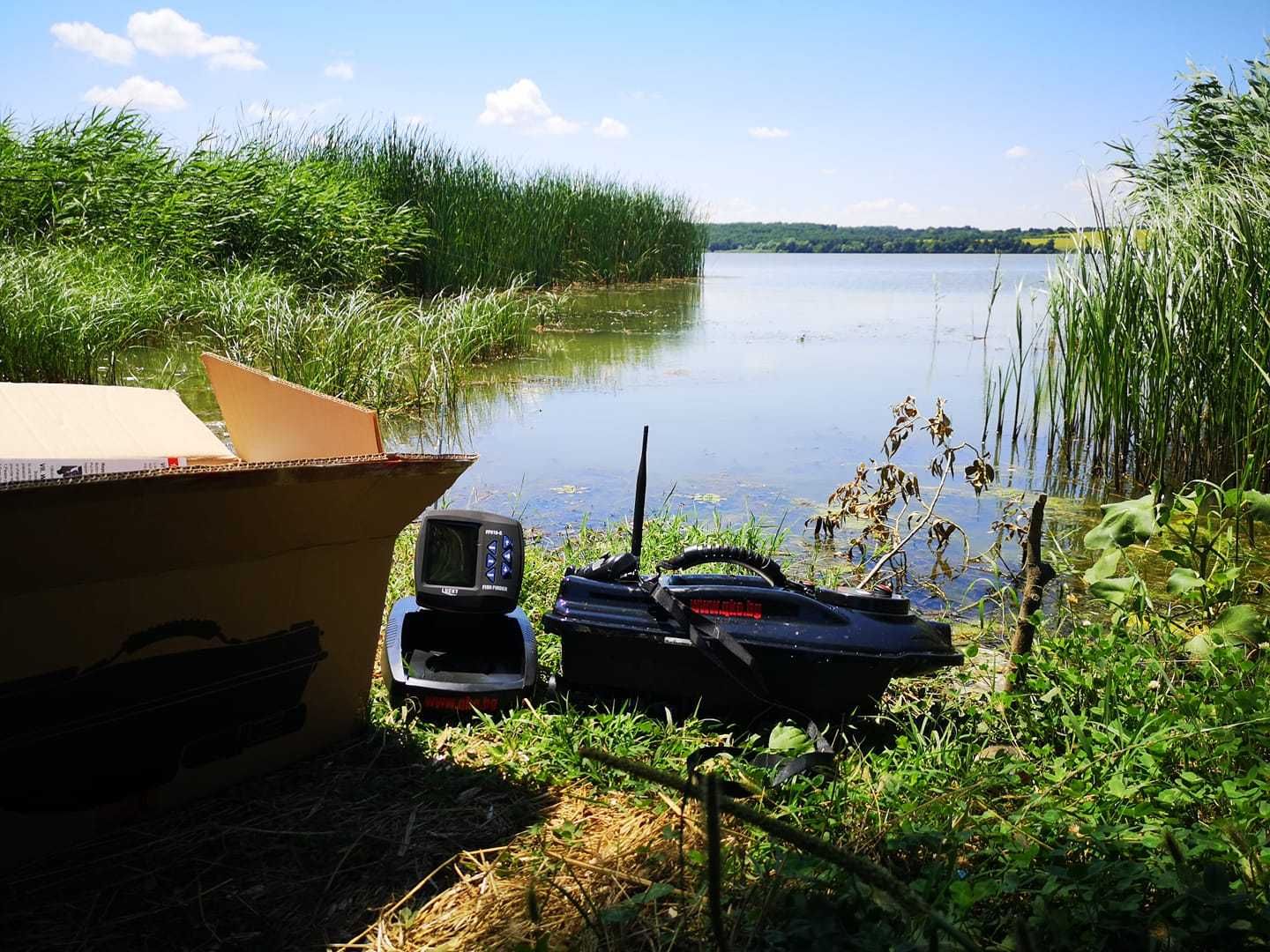 Boatman Actor 2021 Лодка за захранка със Сонар Lucky FF918CWL