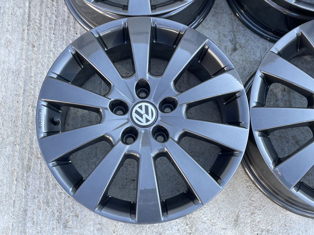 Jante 16 vw passat , golf 5 6 7 , touran , caddy , 5x112 , 7j et 38