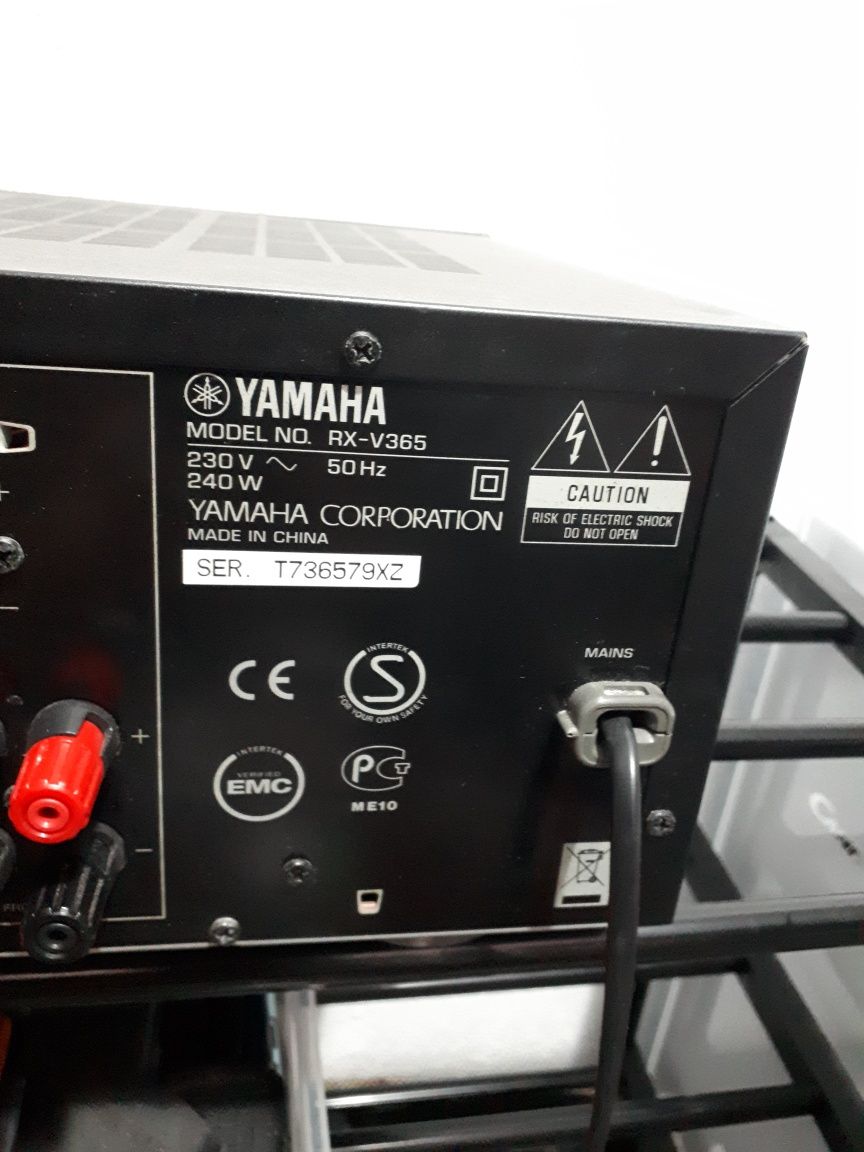 Receiver Yamaha Av   RX V365