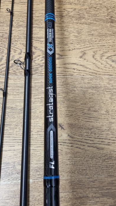SET Feeder FL Strategist Super Distance 4.20 180g + Mulineta PRO FL St