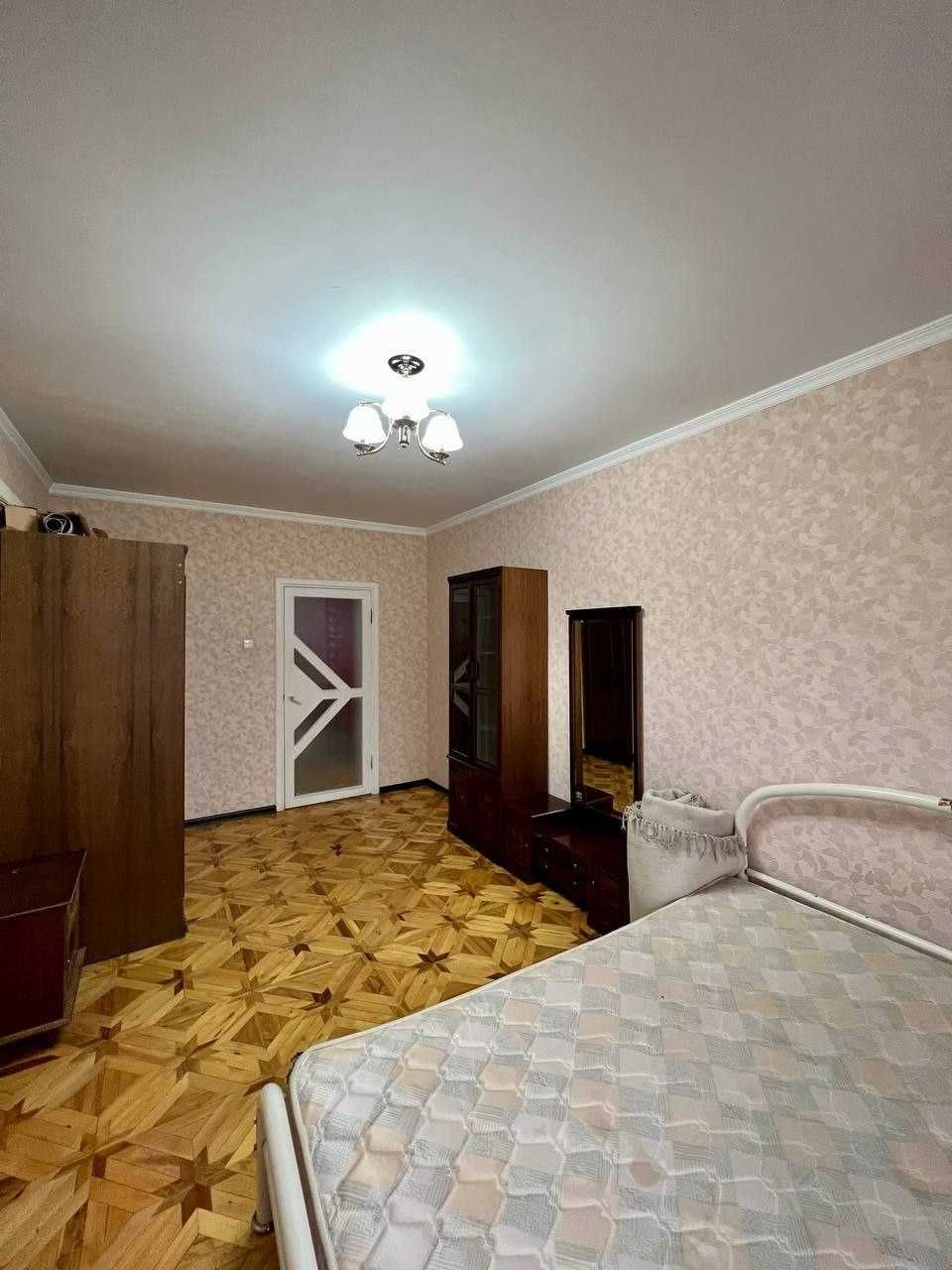 СРОЧНО! Госпитальный 2/3/5 65м2  с Мирабадский базар Нукуская