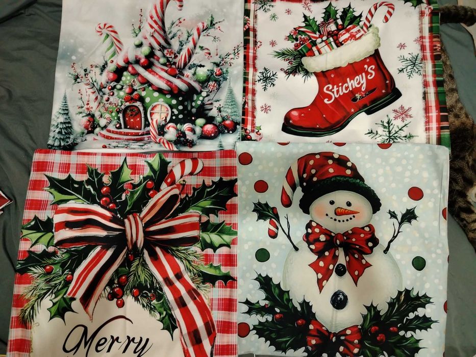 Подушки диванные с новогодним принтом