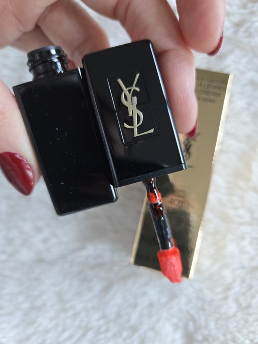 Гримове тестери Yves Saint Laurent (YSL) и Армани/ARMANI