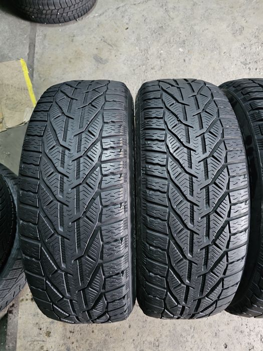 4 anvelope iarna 215 65 16 Sebring 7mm