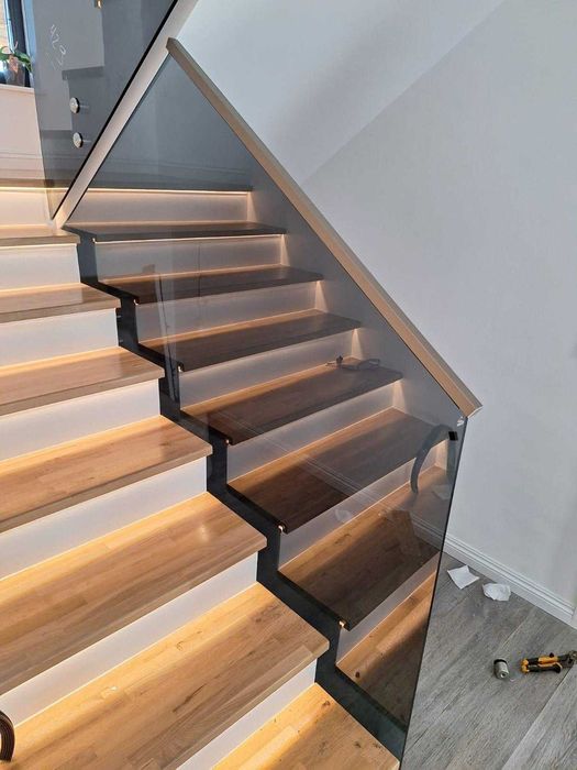 Balustrada de sticla