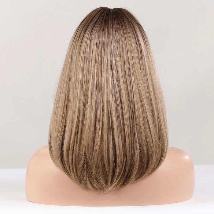 Peruca T42 (Daira-Shop.ro) Blonda Bob Scurta Ombre blond cenusiu