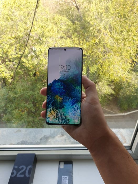 Samsung s20 Plus / Самсунг с20+