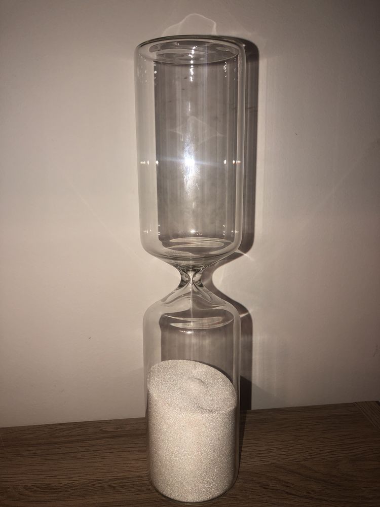 Clepsidra germana din sticla ,cu nisip,timp de scurgere 60 min