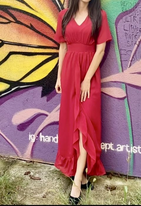 Rochie roșie lungă de ocazie