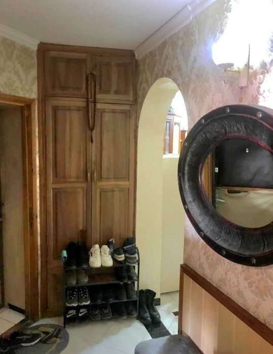 Буюк Ипак Йули 3/1/4  74м²  Кирпич.
