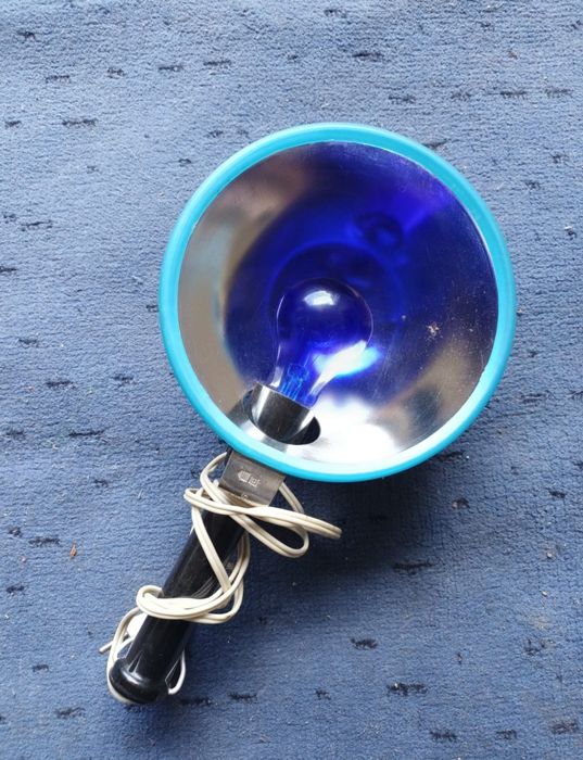 Лампа с ультрафиолетовым освещением