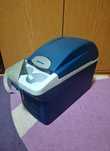 Hi Fi Cooler racitor frigider auto la 12V termoelectric tip cotiera 8L