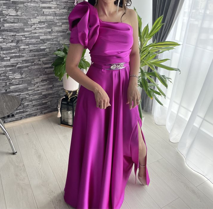 Rochie eleganta fucsia