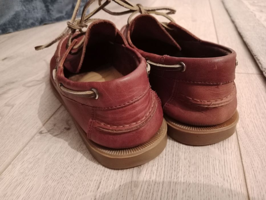 Чистый кожа размері 39