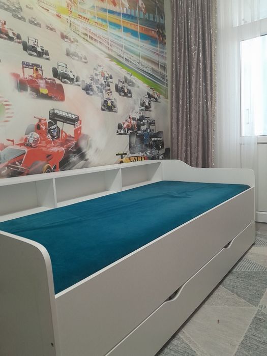 Двухярусная кровать