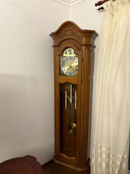 Vând pendul Tempus Fugit.