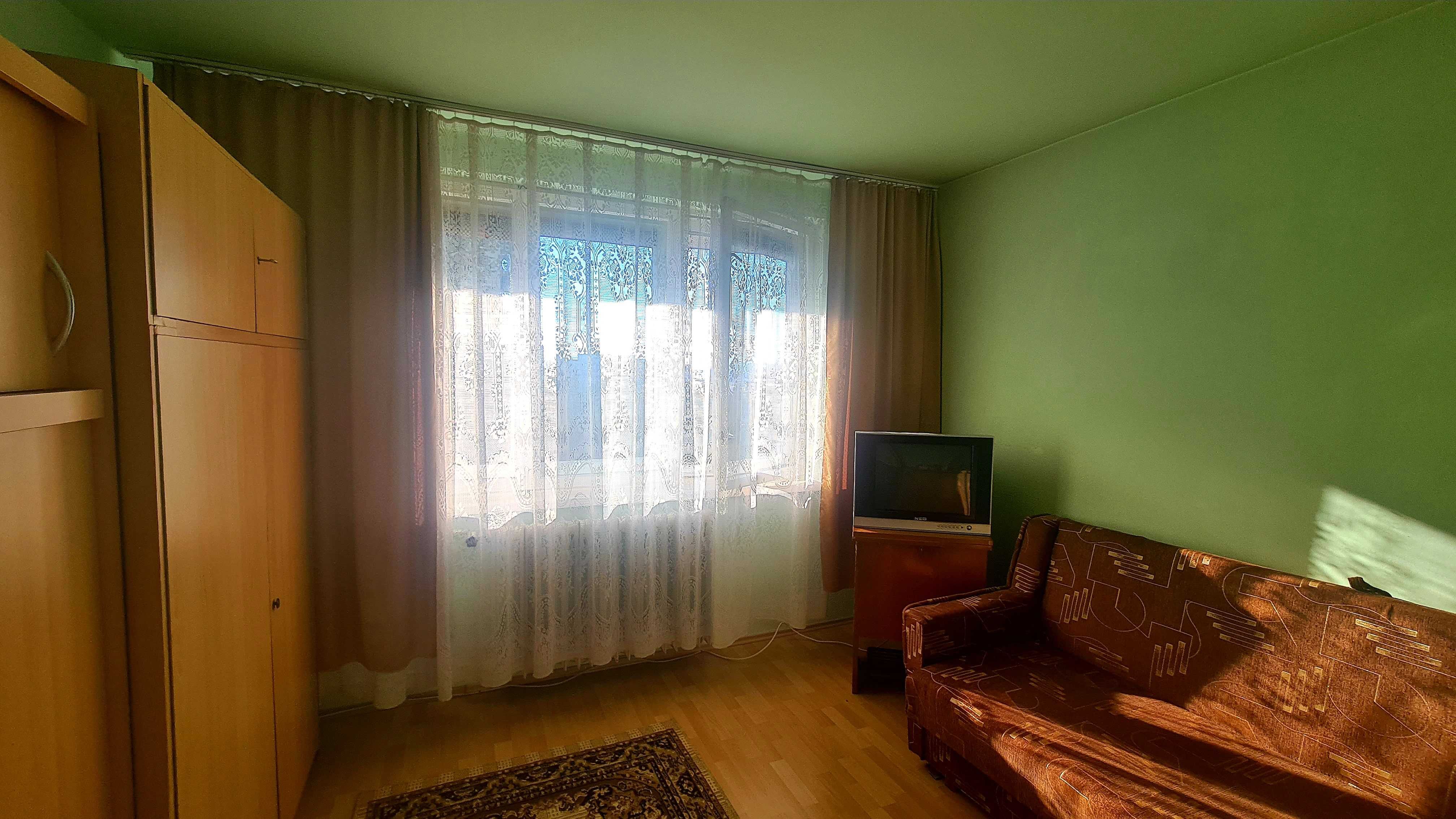 Închiriere apartament 2 camere, zona Mercur