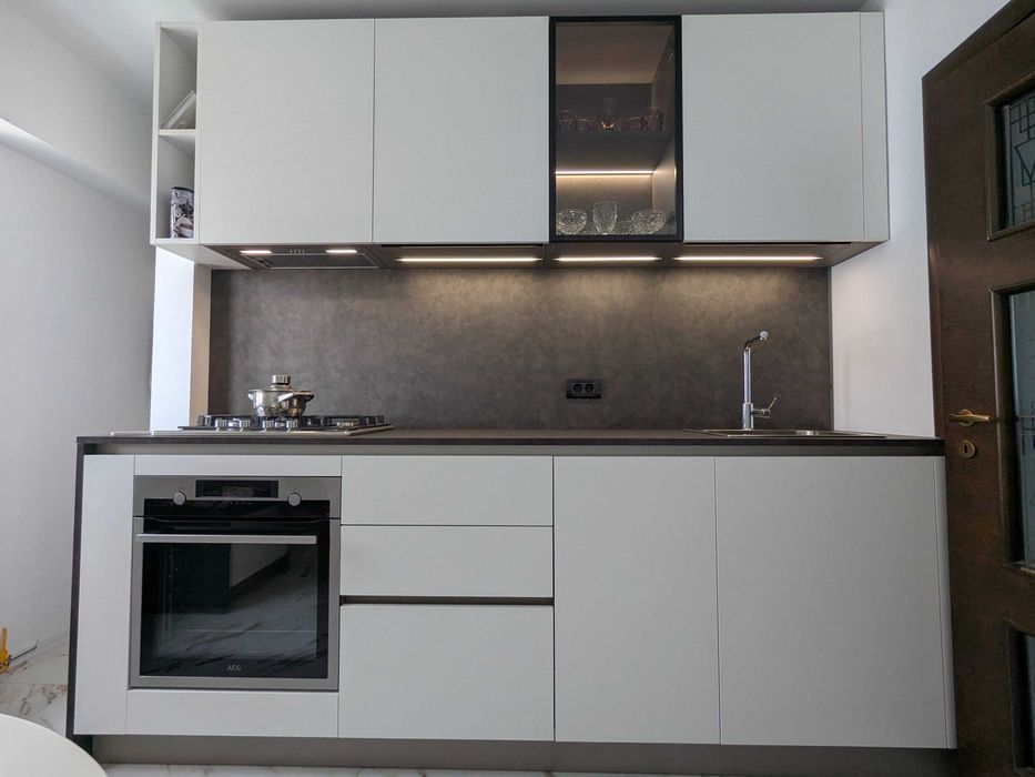 Echipa profesionista montaj mobilier