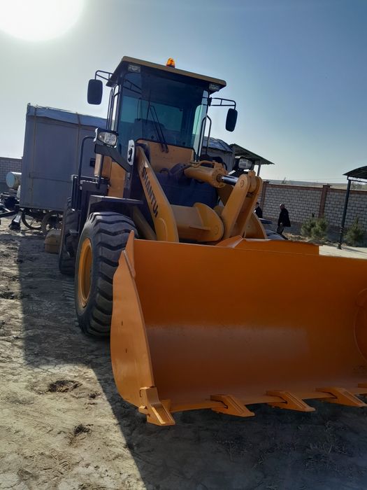 Продаётся погрузчик 1.8куб