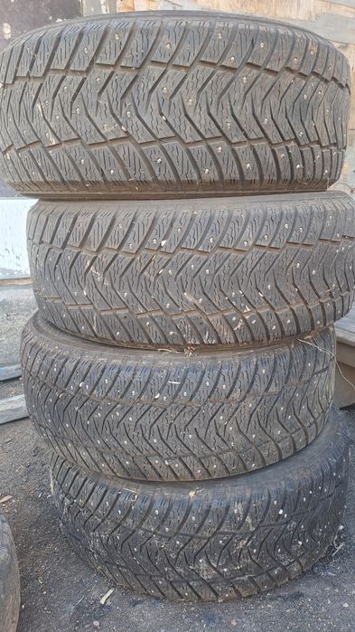 235/50/18 Продом шина в хорошем состоянии  235/50/18
