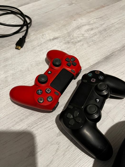 PlayStation 4 de vanzare