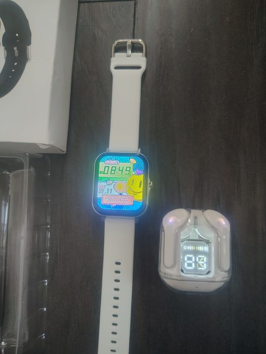 Ceas Smartwatch inteligent+setcasti