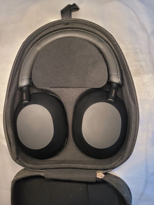 Căști Sony WH-1000XM5 - Over-Ear, Wireless, Noise Cancelling,Black
